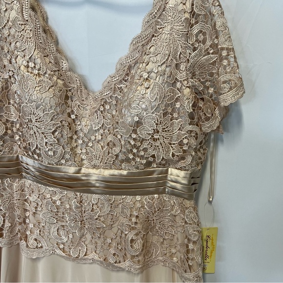 Cinderella Divine 1452 Champagne Beaded & Lace Chiffon Empire Waist Dress Sz 4XL - Picture 2 of 5